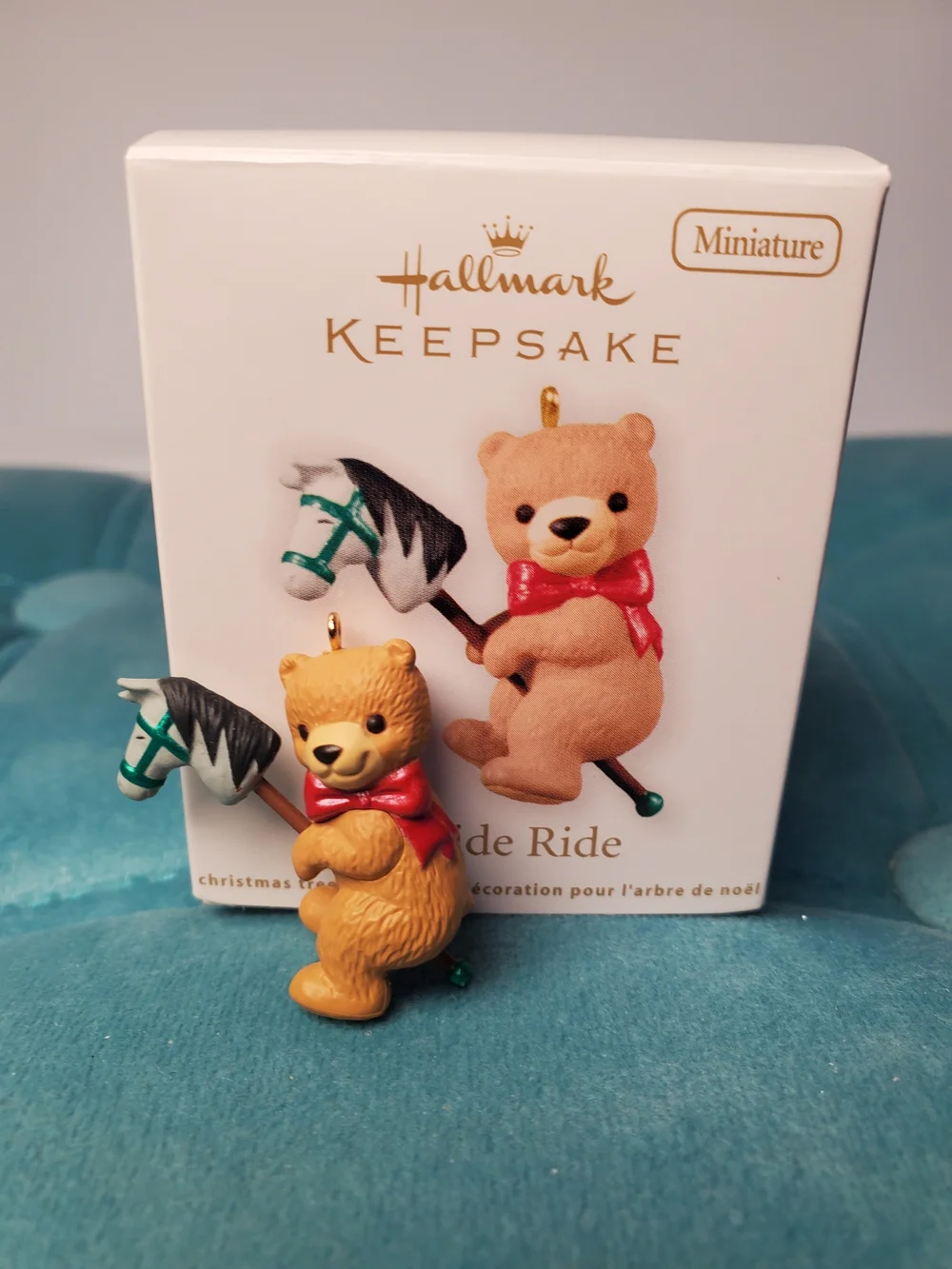 Hallmark Keepsake 2012 Yuletide Ride Miniature Ornament QXM9024